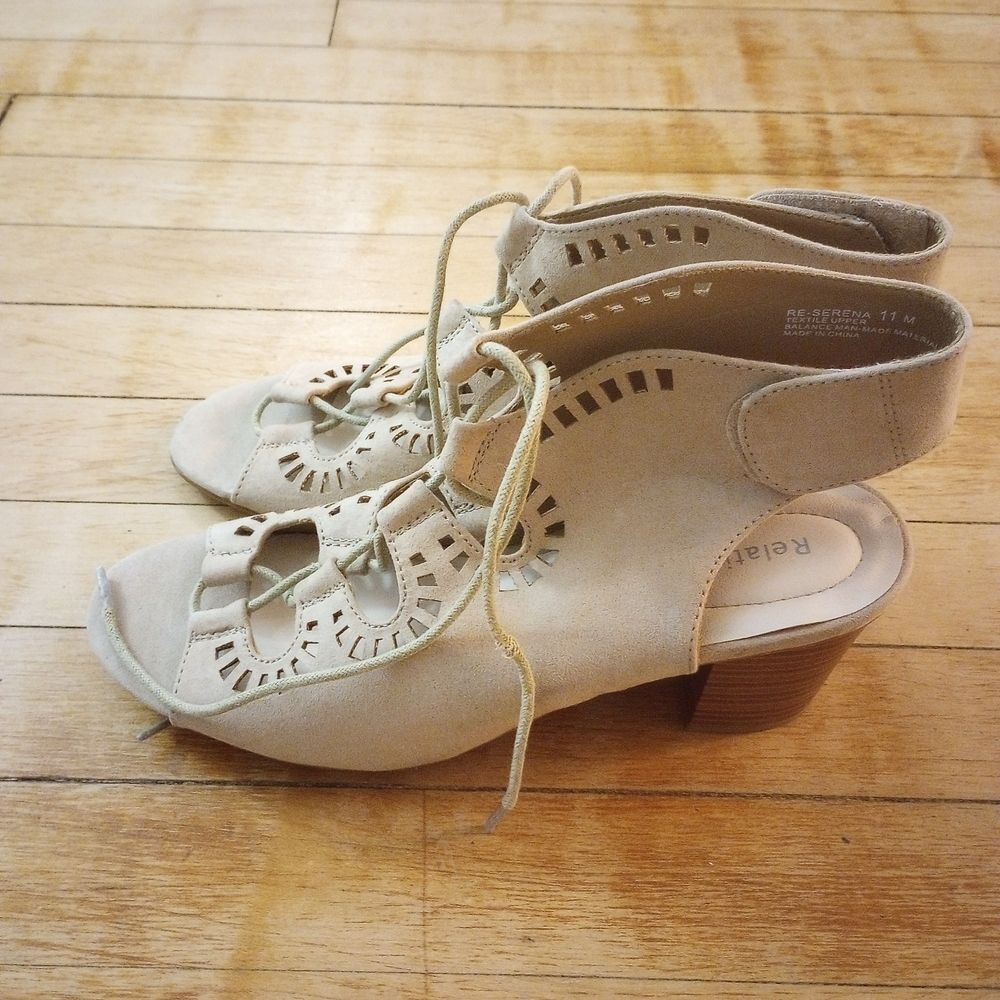 Relativity Taupe Beige Faux Suede Loop Hook Strap Lace Up Heel Sandals Size 11